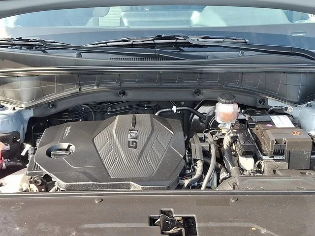 Used 2022 Silver Kia LX image 29