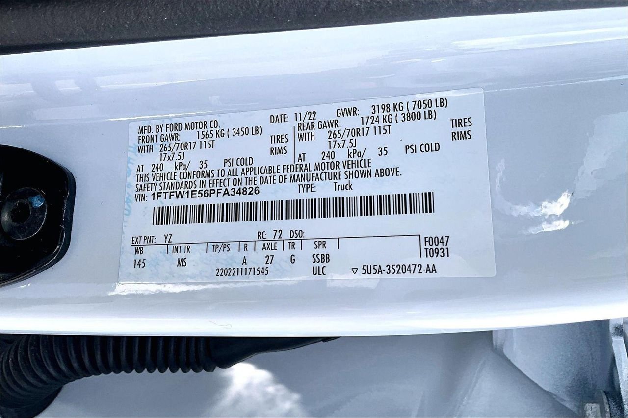 Used 2023 Oxford White Ford XLT image 3