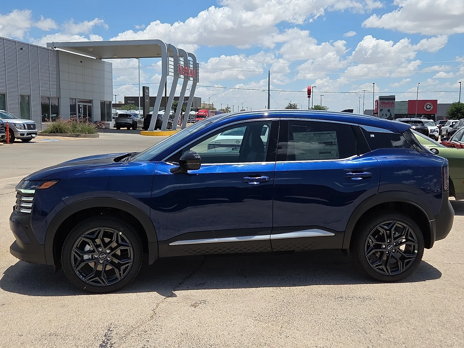 New 2026 RAY Deep Blue Nissan SR Front-Wheel Drive image 2