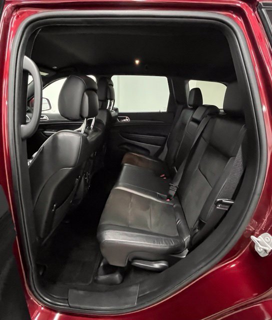 Used 2022 Red Jeep Laredo X image 24