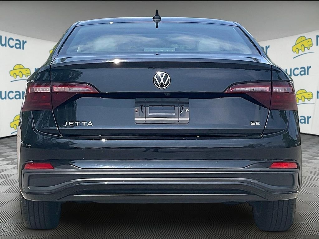 Used 2023 Black Volkswagen 1.5T SE image 5