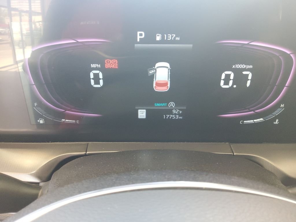 Used 2025 Silver Kia S image 10