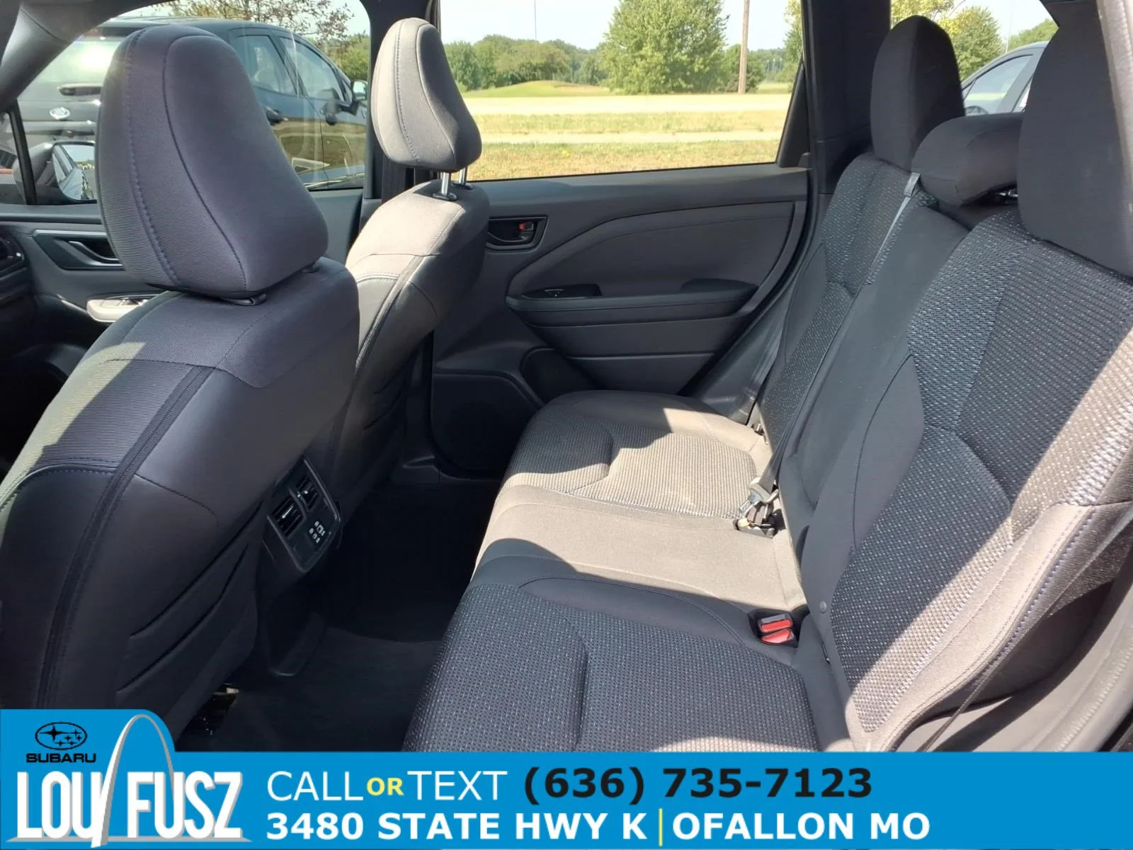 Used 2025 Crystal Black Silica Subaru Premium image 26