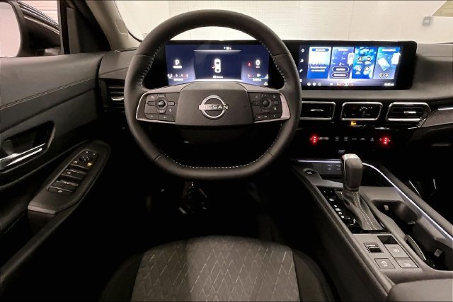 New 2026 Imperial Bronze Nissan SV image 19