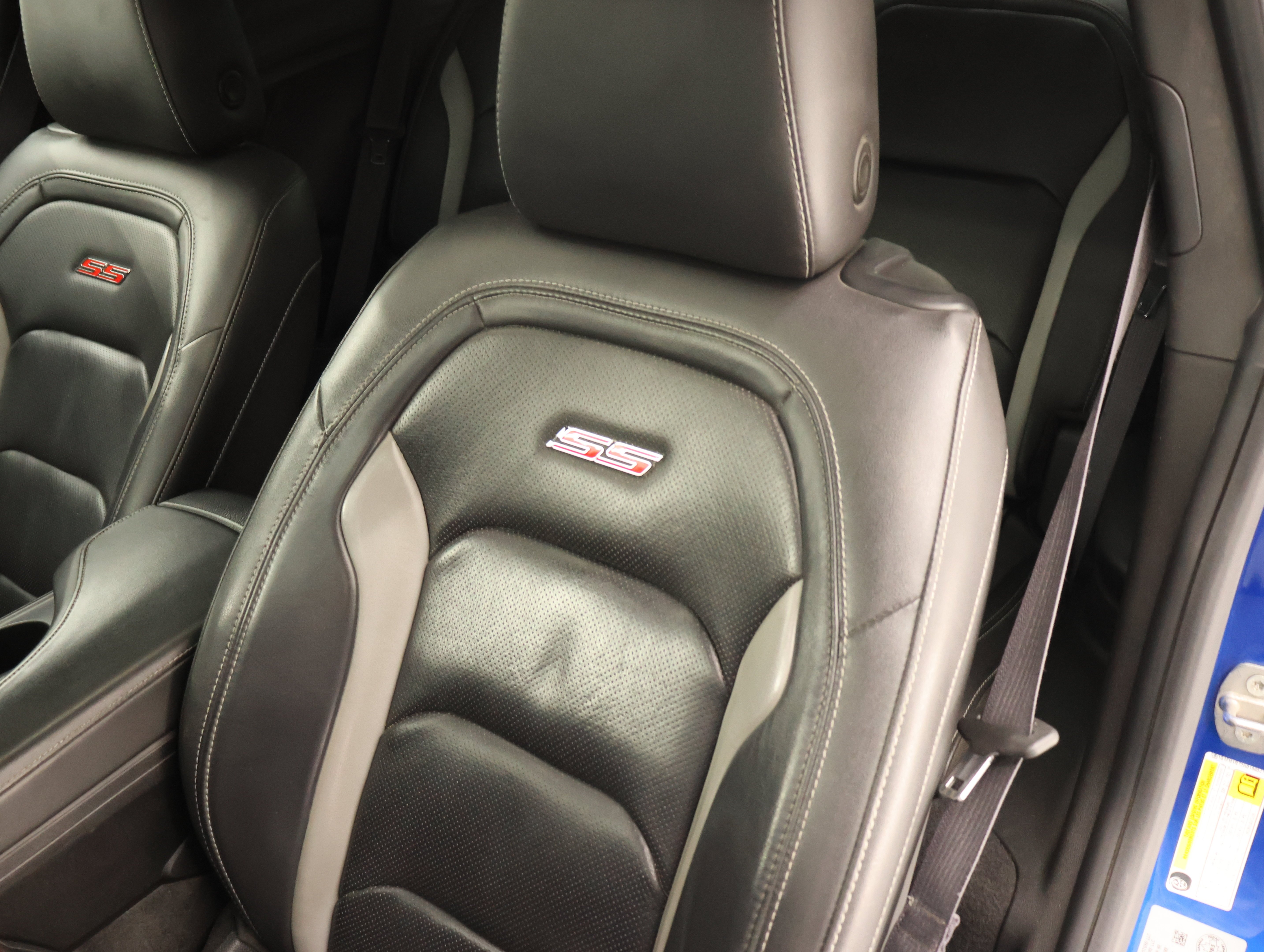Used 2017 Hyper Blue Metallic Chevrolet 2SS Coupe: 2SS-AUTO-NAV-MOON-LIKE NEW TIRES-HEAT/COOL SEATS- image 41