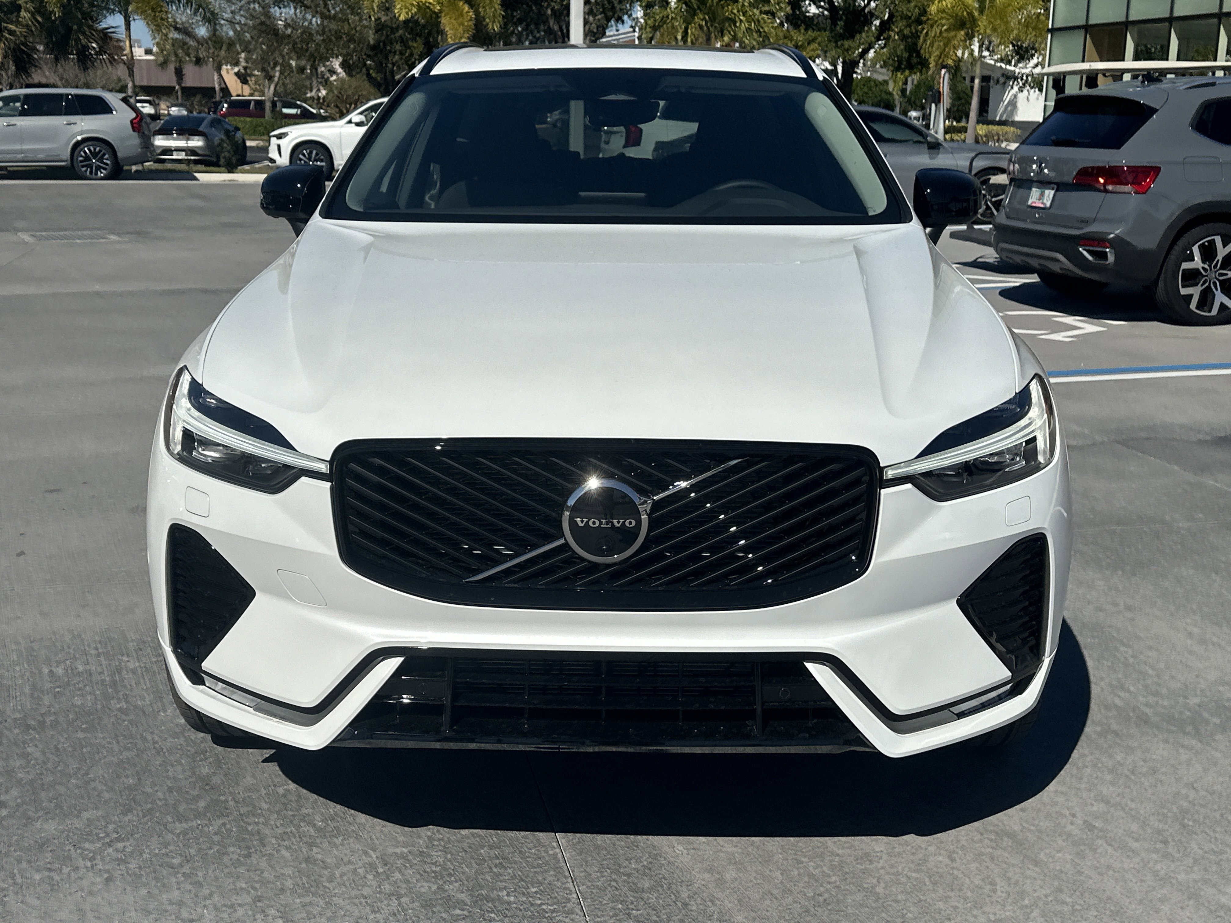 New 2026  Volvo Plus image 3