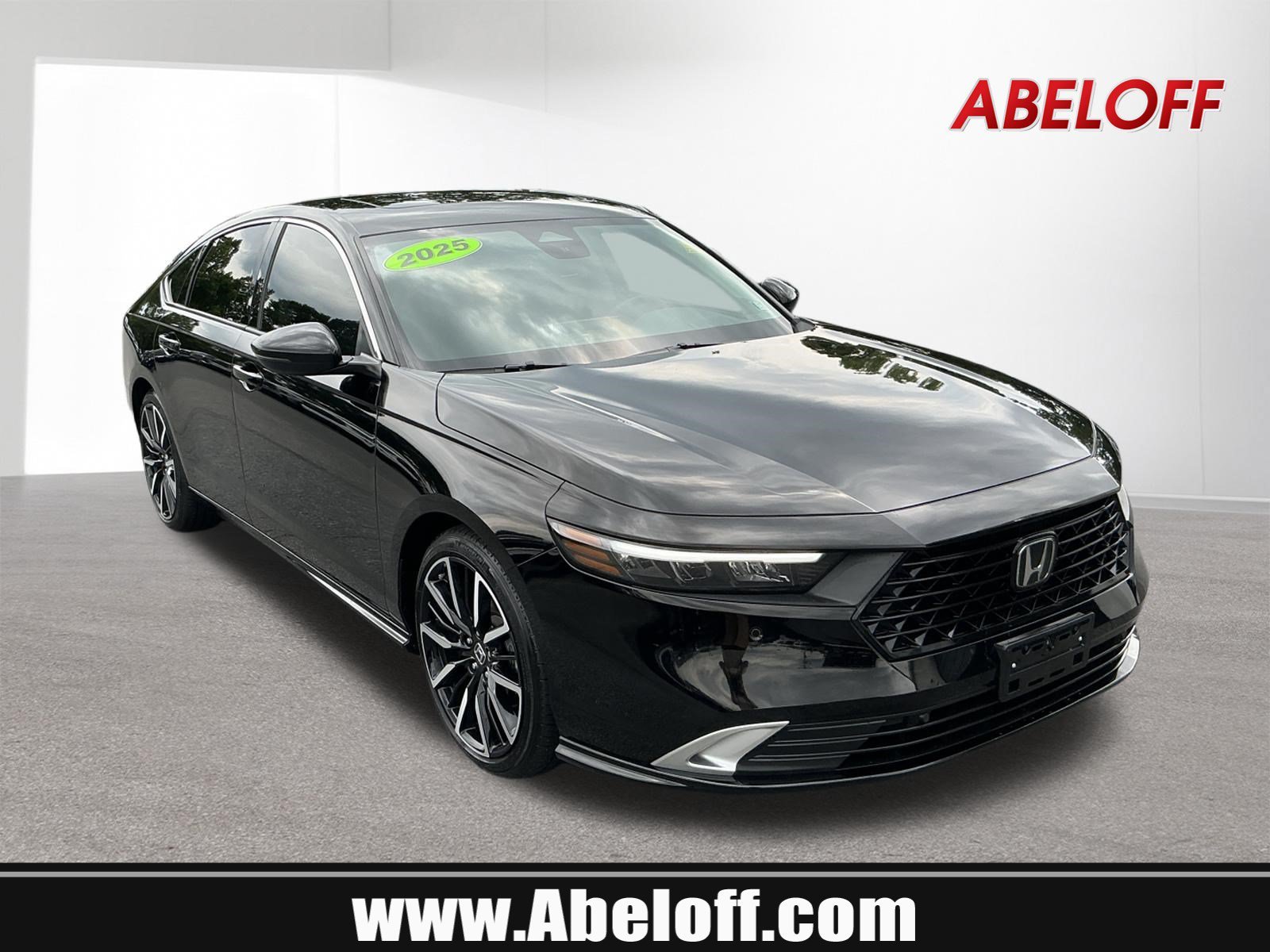 Used 2025 Black Honda Touring image 1