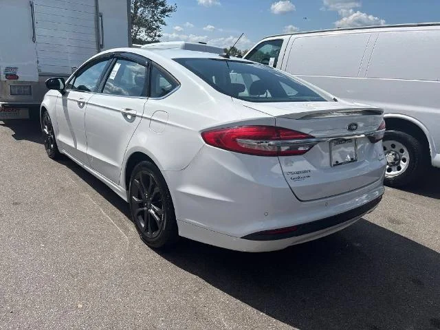 Used 2018 Oxford White Ford SE image 47