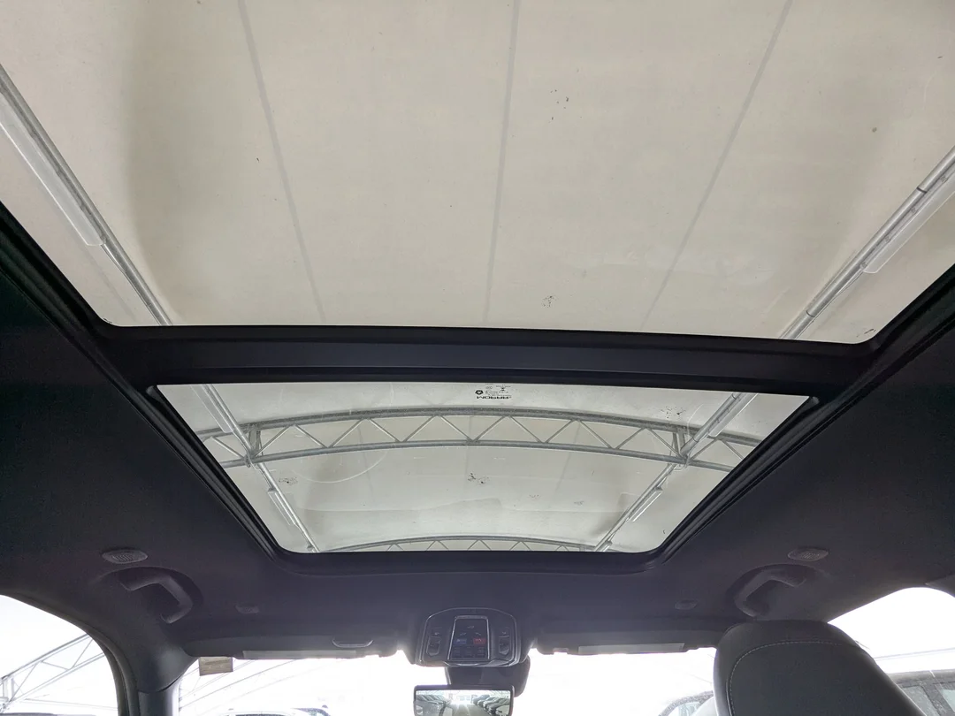 New 2026 White Jeep Limited Reserve - - 4x4 - Nappa Leather - Ventilated Seats - Trailer Tow Pack & More! image 27