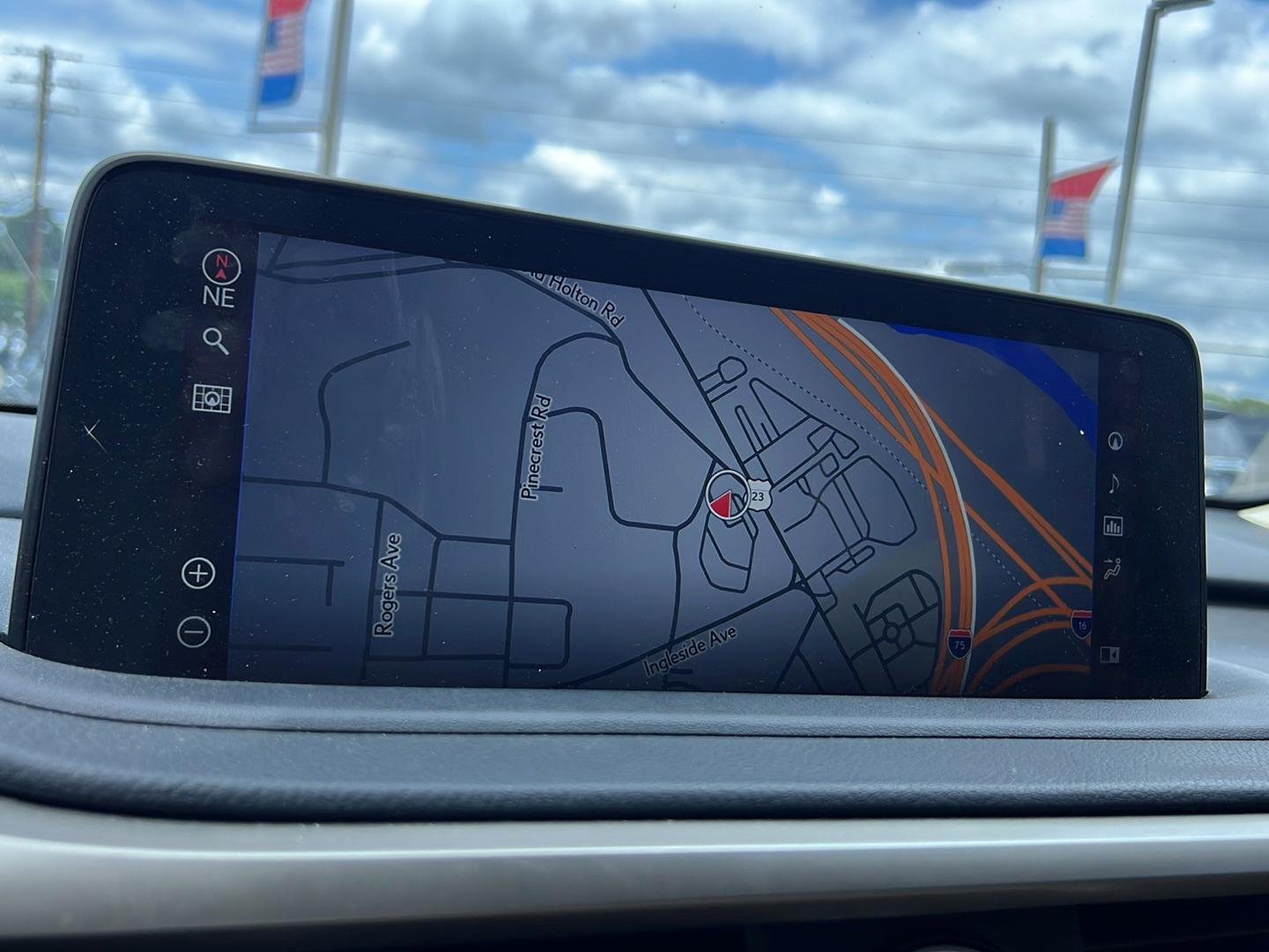 Used 2021 WHITE Lexus  image 16