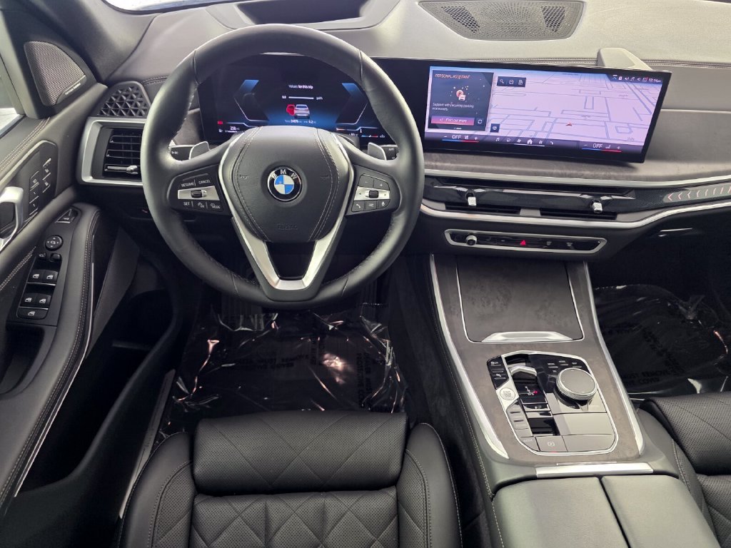 Used 2025 White BMW sDrive40i image 13
