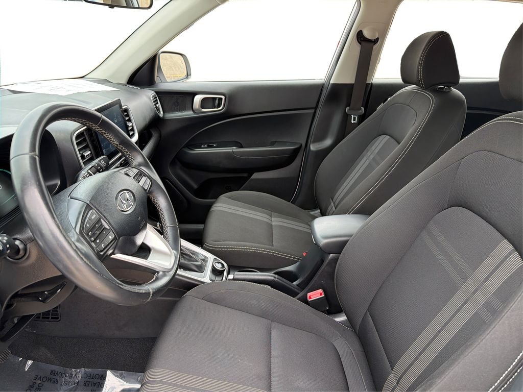 Used 2024 Lunar White Hyundai SEL image 10