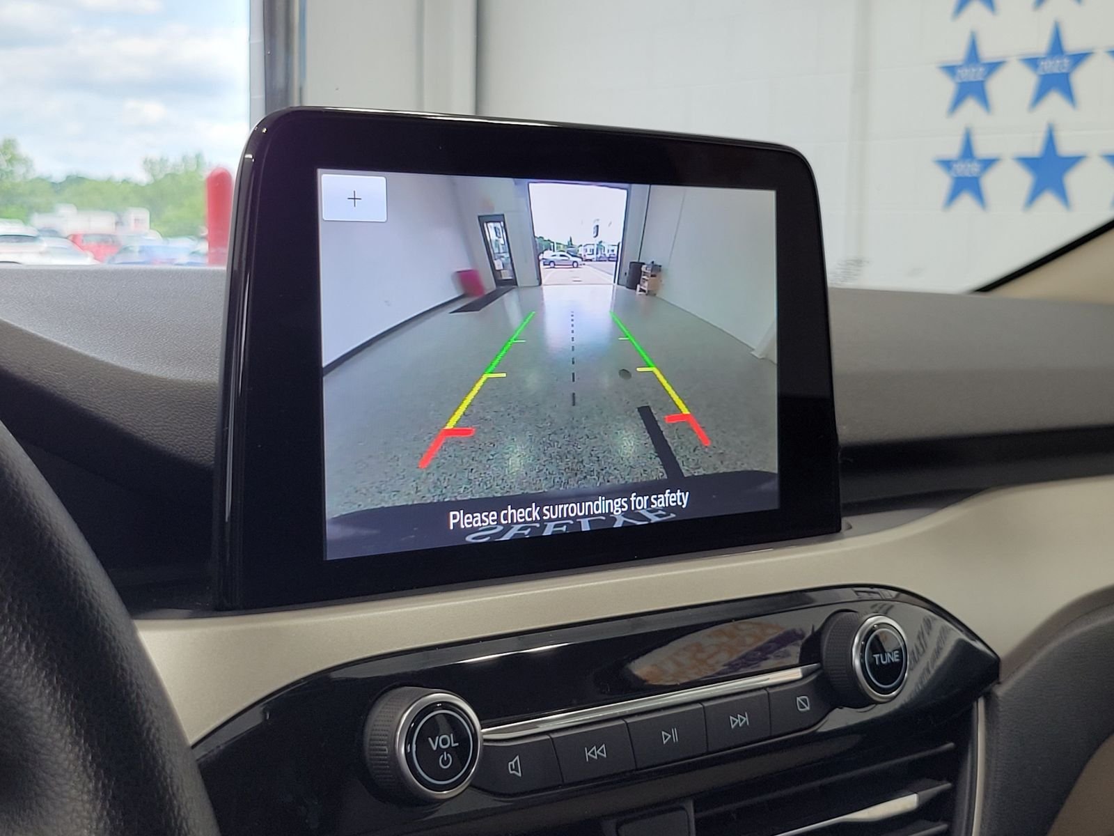 Used 2020  Ford SE image 20