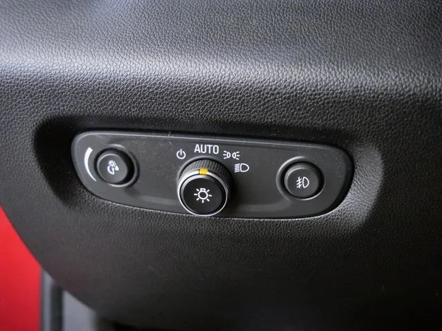 Used 2018 Red Chevrolet High Country image 23