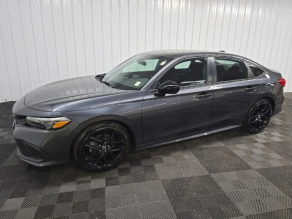 Used 2023 Meteorite Gray Metallic Honda Sport image 6