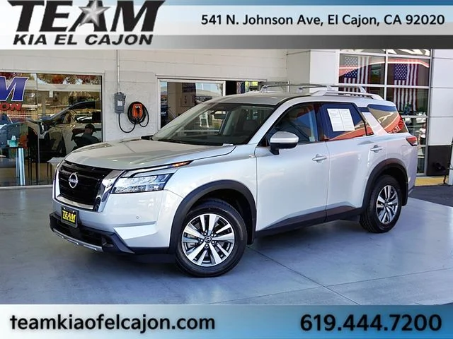 Used 2024 Silver Nissan SL image 1