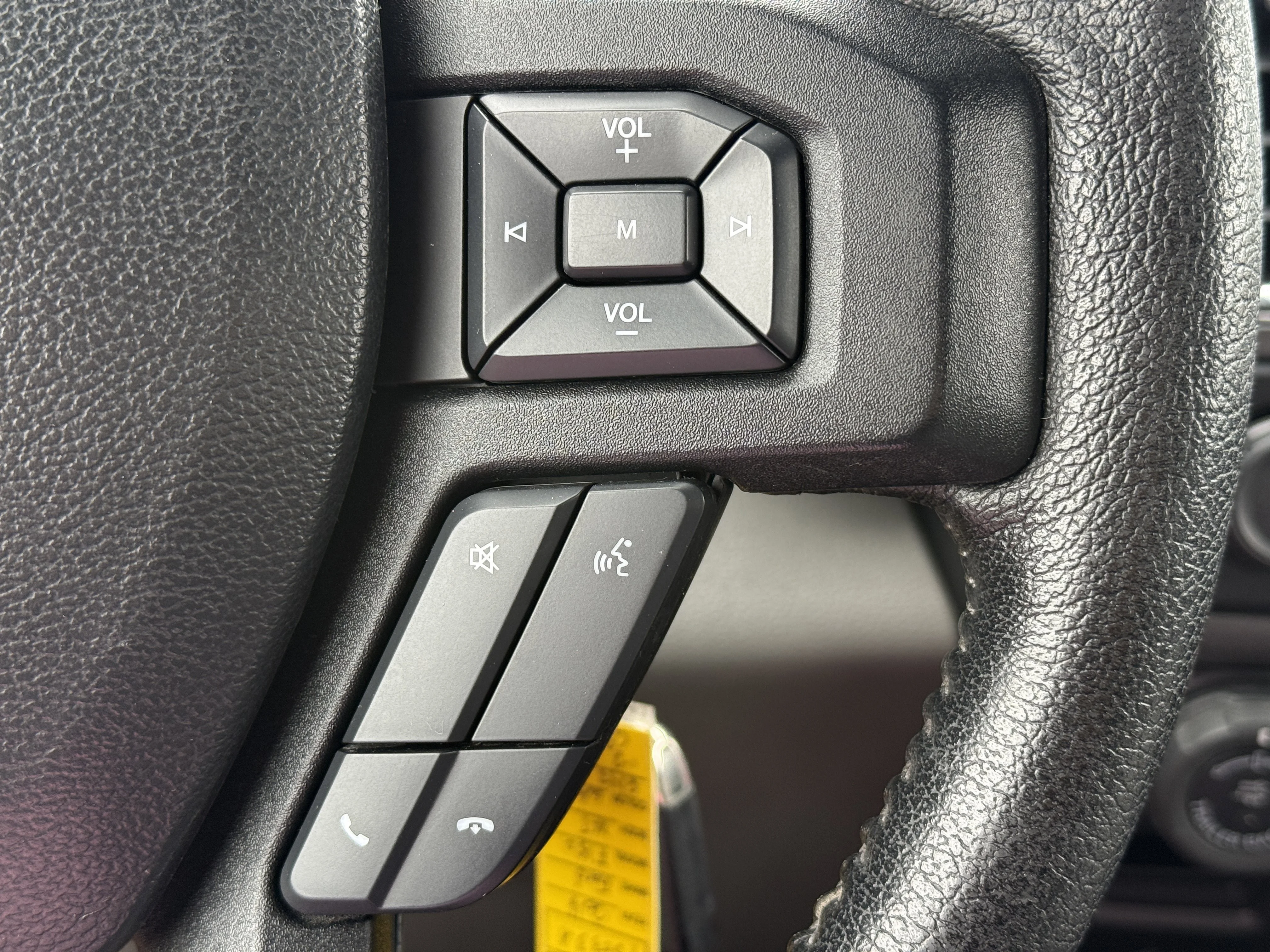 Used 2016  Ford XLT image 29