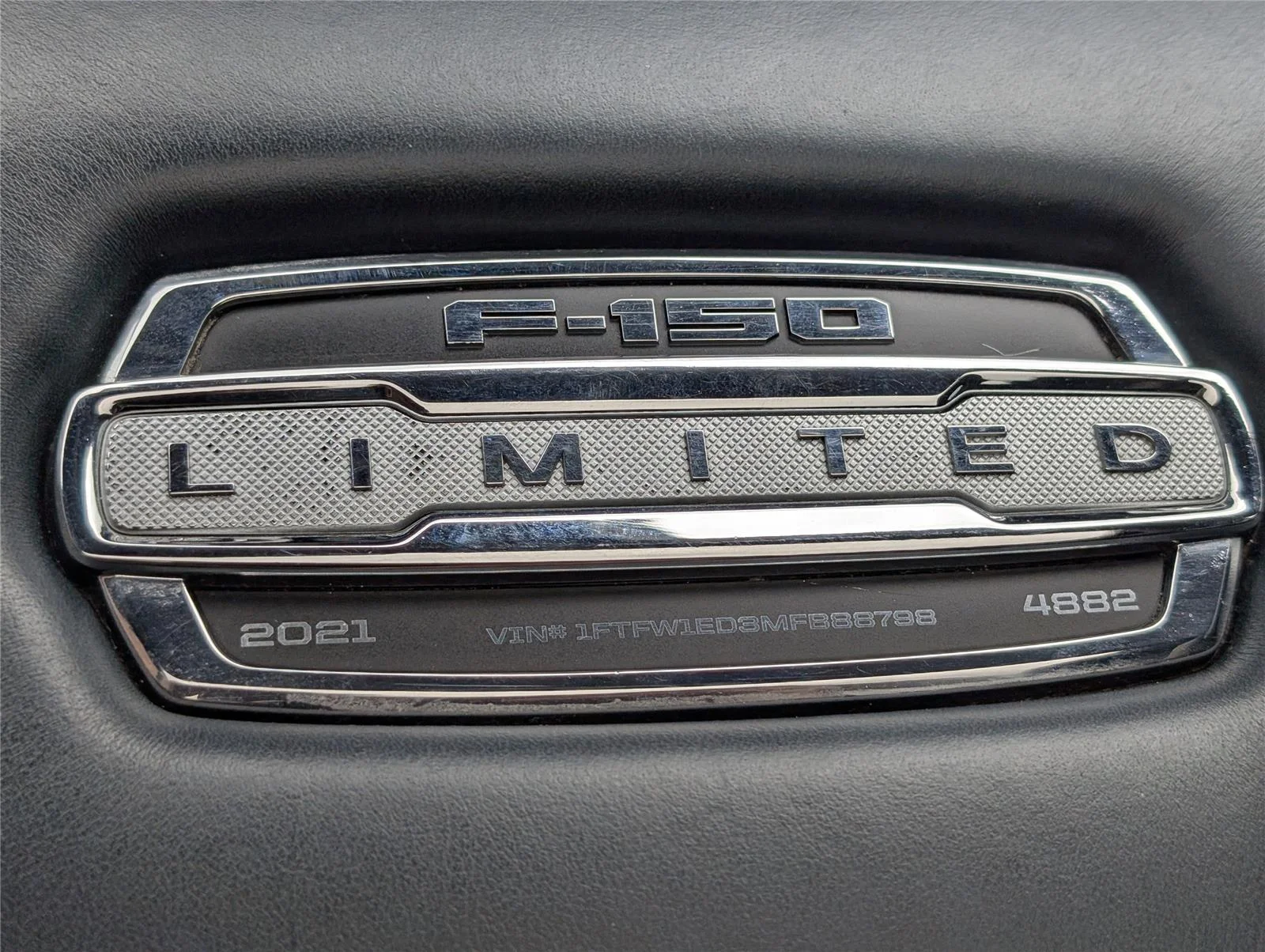 Used 2021 Star White Metallic Tri-Coat Ford Limited image 21