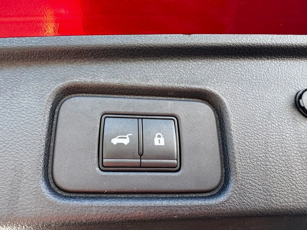 Used 2023 Red Nissan SL image 28