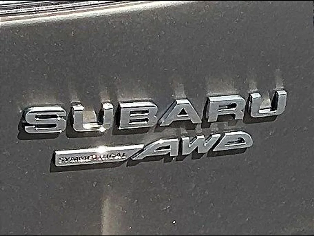 Used 2019 Sepia Bronze Metallic Subaru Premium image 27