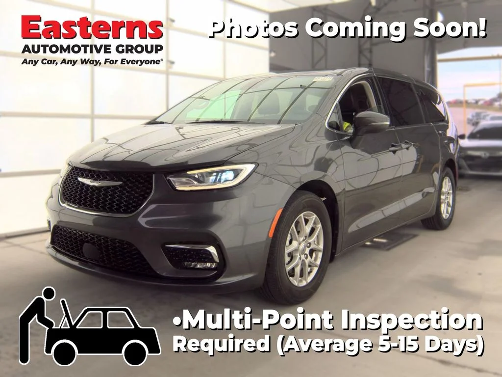 Used 2023 Gray Chrysler Touring L image 1