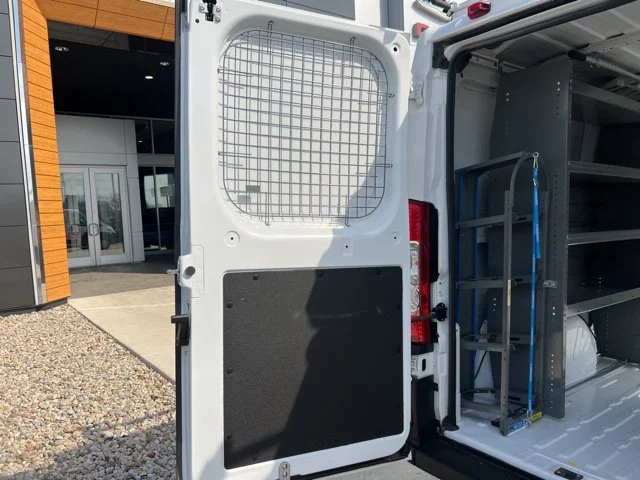 Used 2025 White Ram SLT image 39