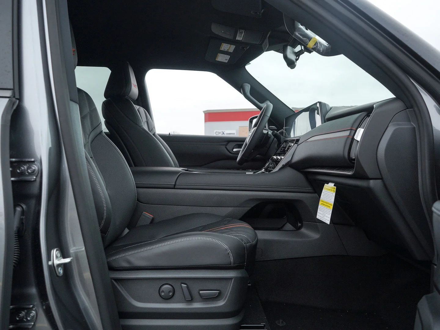 New 2026 Gun Metallic/Super Black Nissan PRO-4X image 11