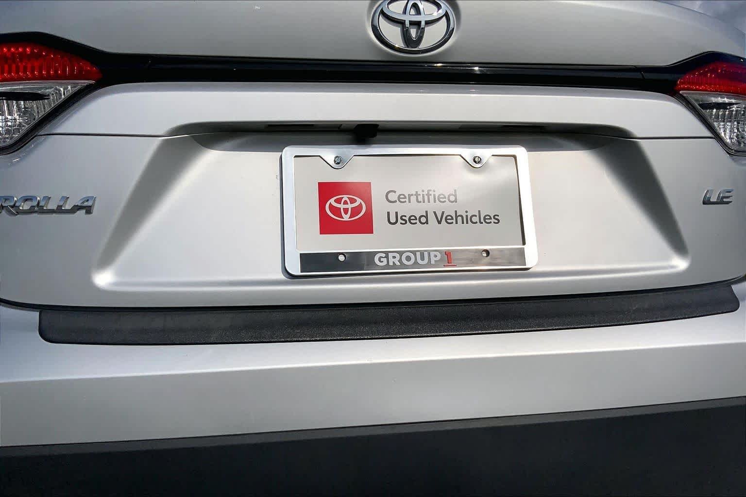 Used 2024 Classic Silver Metallic Toyota LE image 10