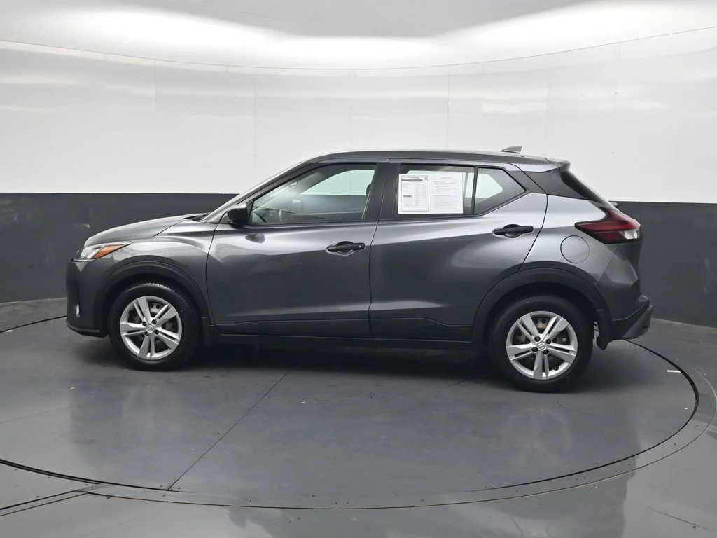 Used 2024 Gray Nissan S image 10