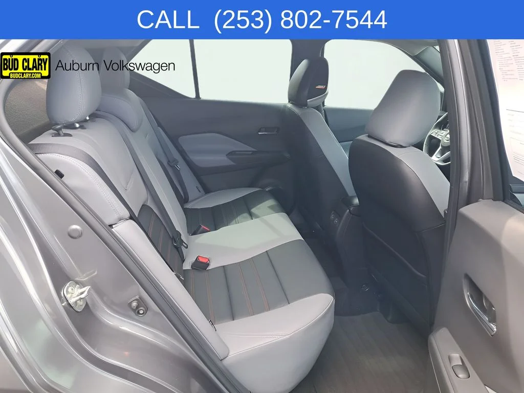 Used 2021 Gray Nissan SR image 17