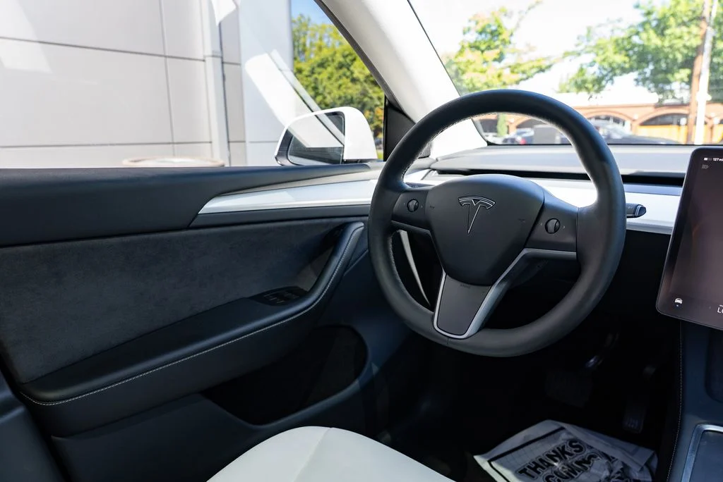 Used 2023 White Tesla Long Range image 11