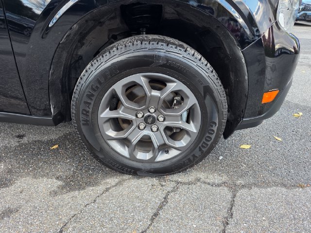 Used 2023 Shadow Black Ford XLT image 13