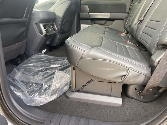 New 2026 Carbonized Gray Metallic Ford Platinum image 29