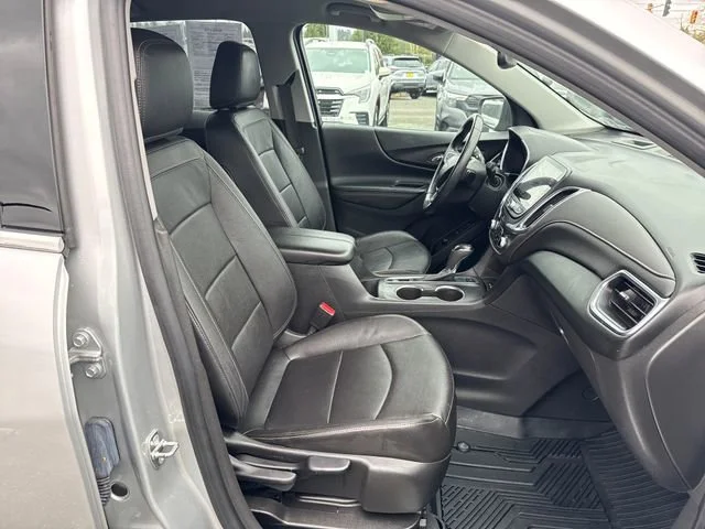 Used 2021 Silver Ice Metallic Chevrolet Premier image 9