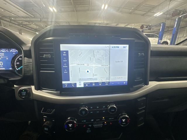 Used 2021 White Ford XLT image 24