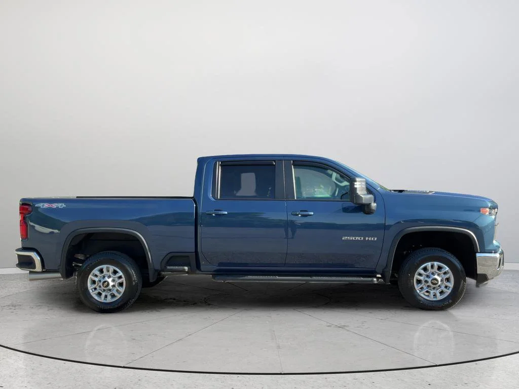 Certified Used 2024 Lakeshore Blue Metallic Chevrolet LT image 6