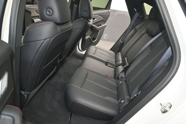 Used 2024 Snowfall Pearl Acura Base image 13