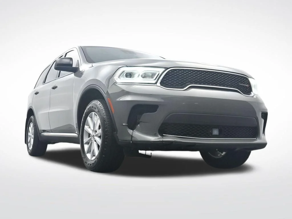 Used 2023 Gray Dodge SXT image 32