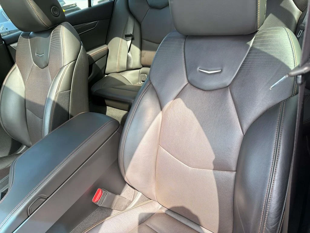 Used 2020 Royal Spice Metallic Cadillac V-Series image 20