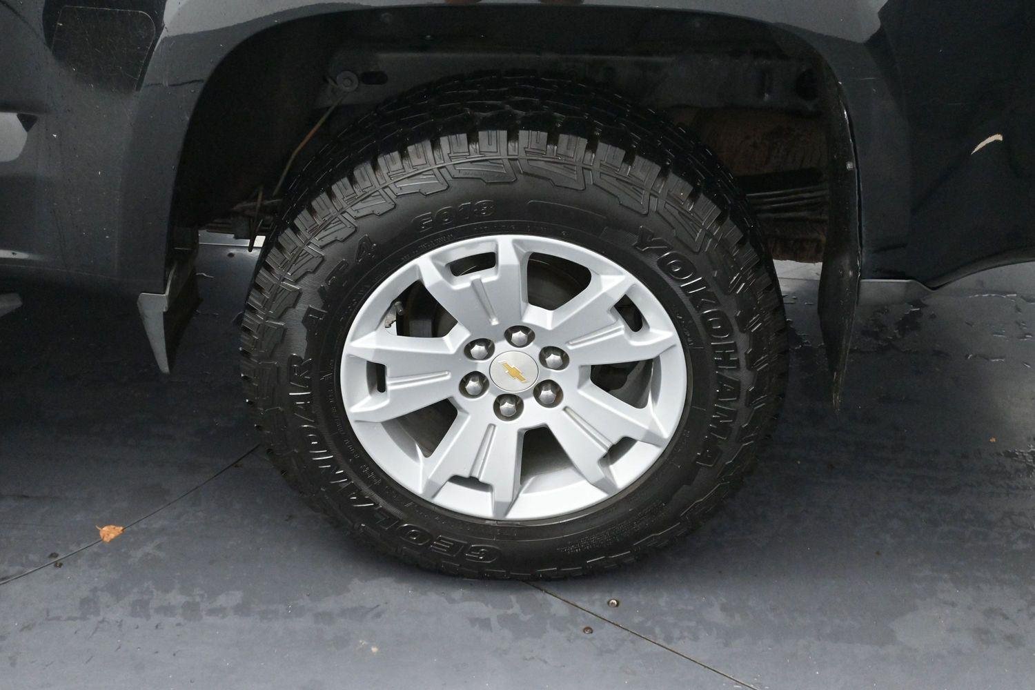 Used 2016 Black Chevrolet 2WD LT image 29