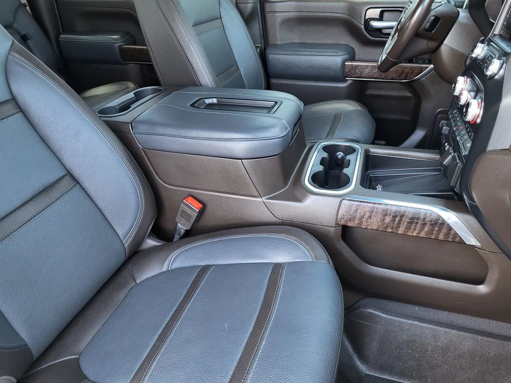 Used 2022 Summit White GMC Denali DRW image 11