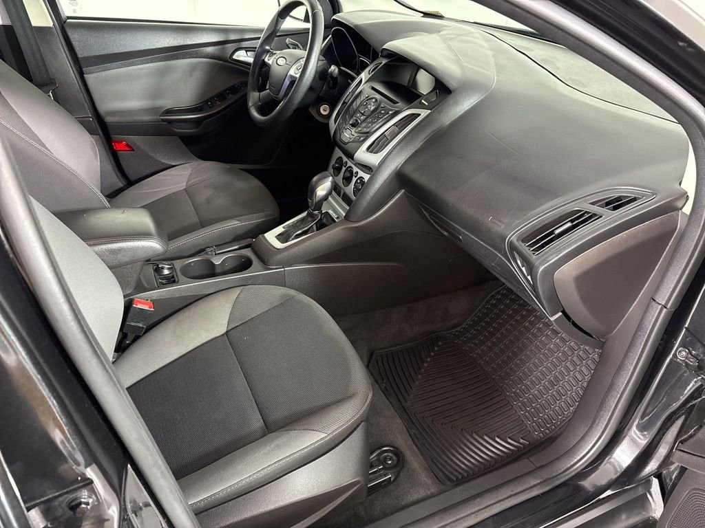 Used 2014 Black Ford SE image 14