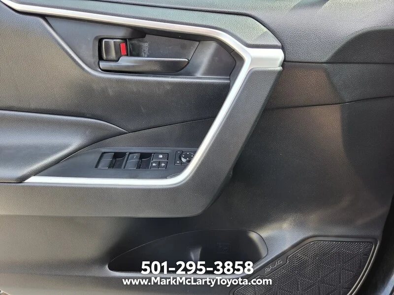 Used 2022 Midnight Black Metallic TOYOTA LE AWD image 24