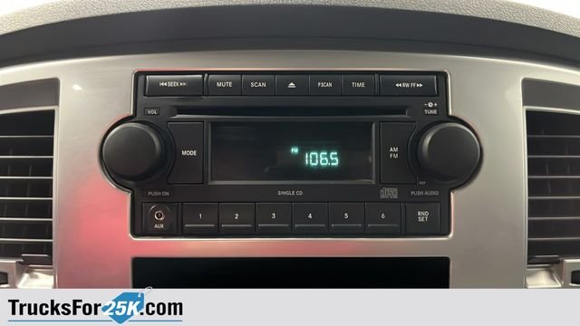 Used 2007 Bright White Dodge SLT image 14