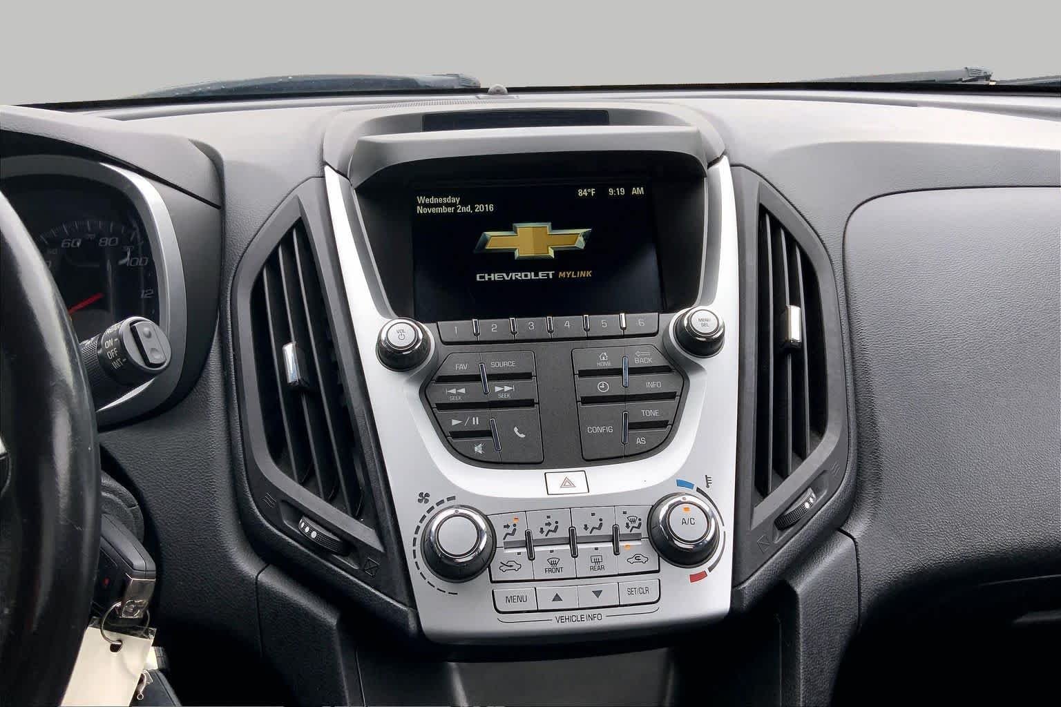 Used 2017 Silver Ice Metallic Chevrolet LT image 6