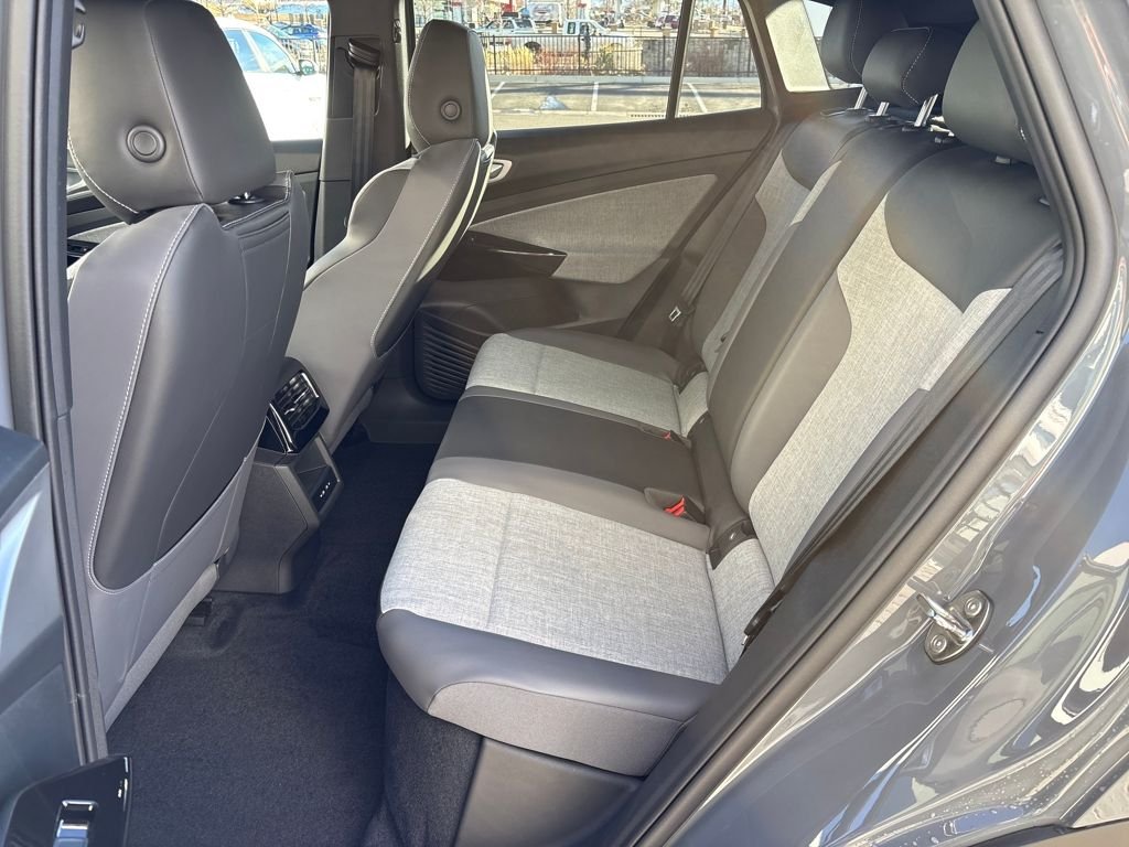 New 2026 Pure Gray Volkswagen Pro image 22