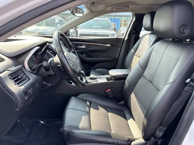 Used 2019 White Chevrolet LT image 13