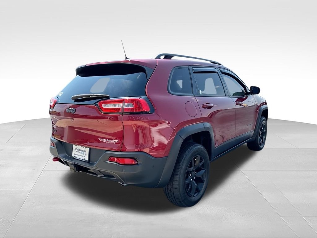 Used 2017 Red Jeep Trailhawk image 8