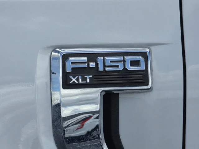 Used 2021 White Ford XLT image 34