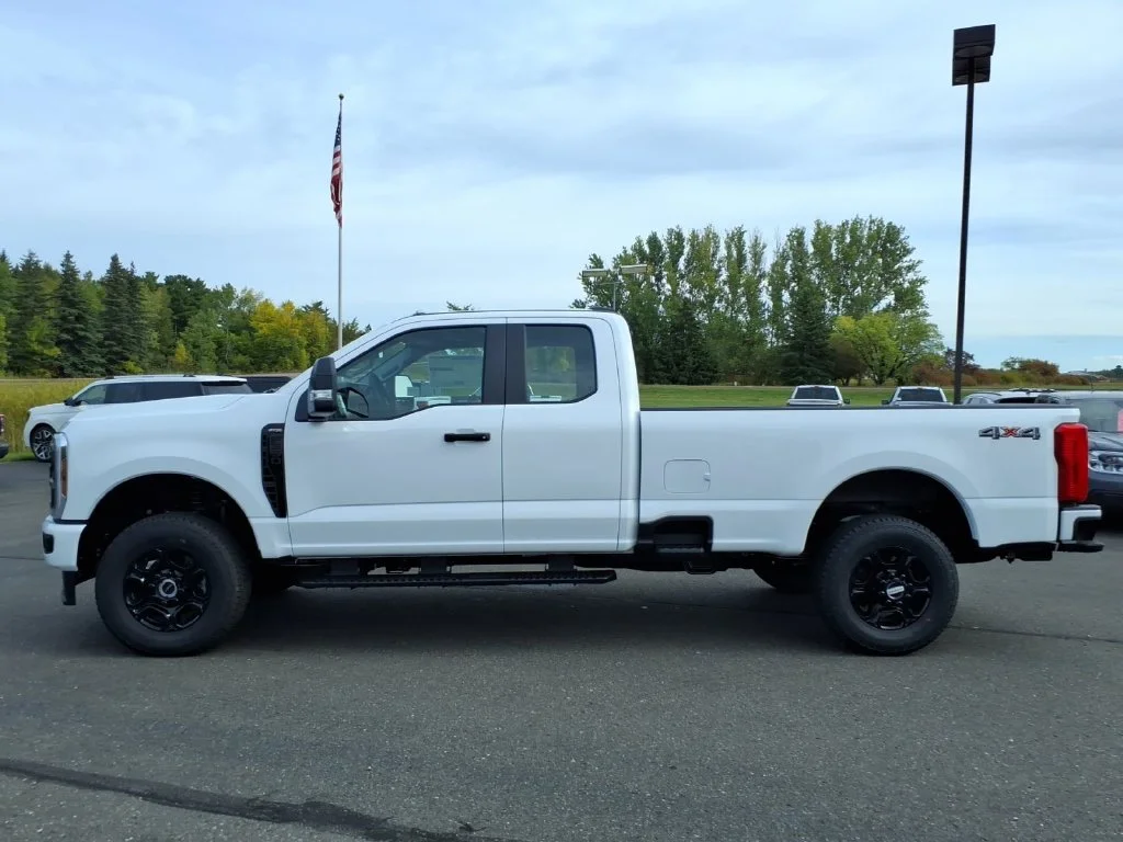 New 2026 Oxford White Ford F-350® XL image 4